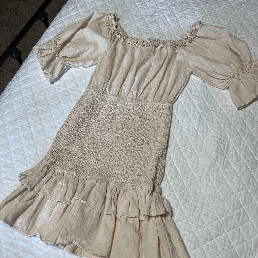 petal and pup cream dress size small